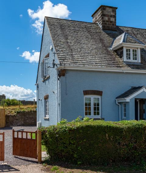 Bwthyn y Goron / Crown Cottage