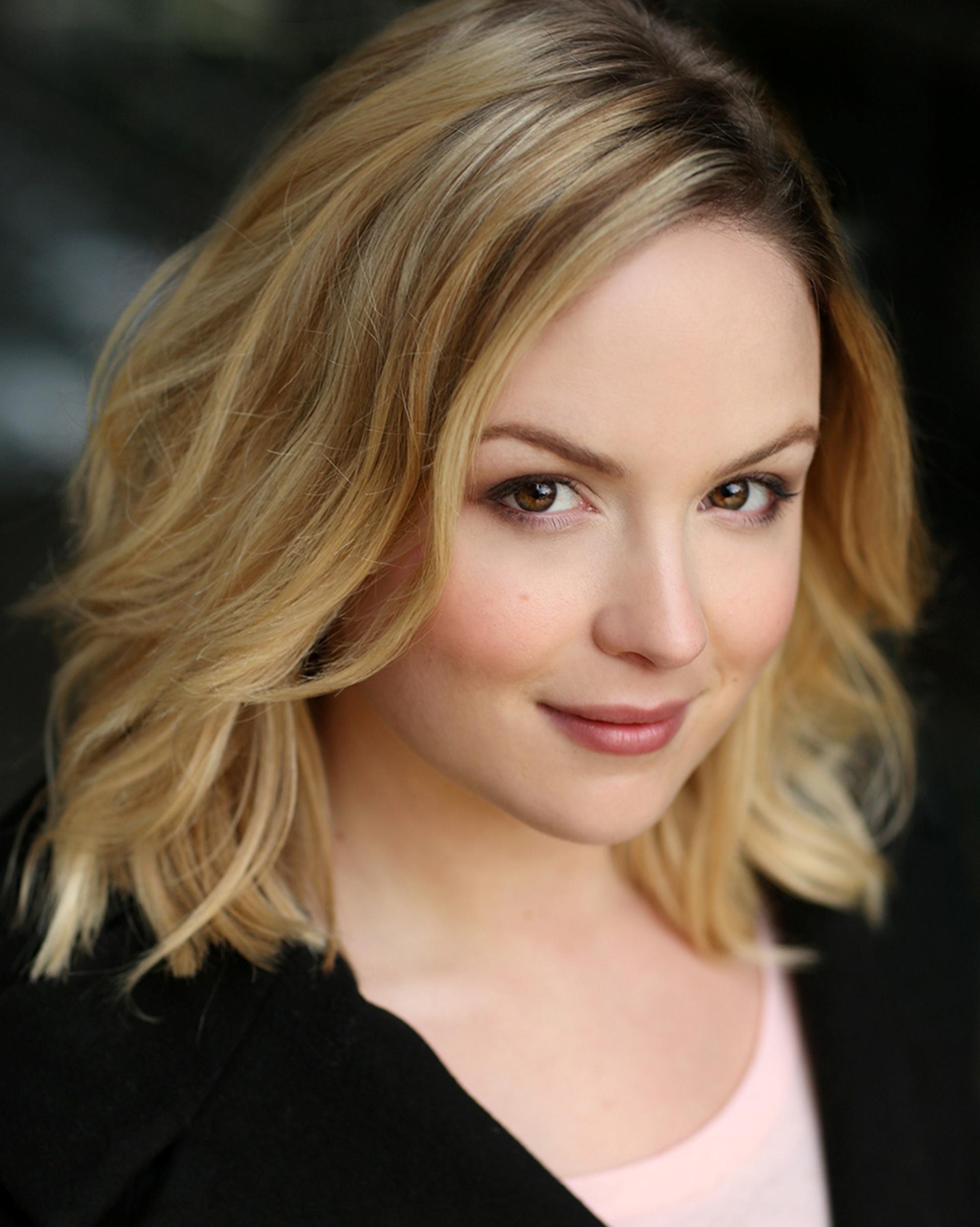 Fy hoff safle, Kimberley Nixon/My favourite site, Kimberley Nixon