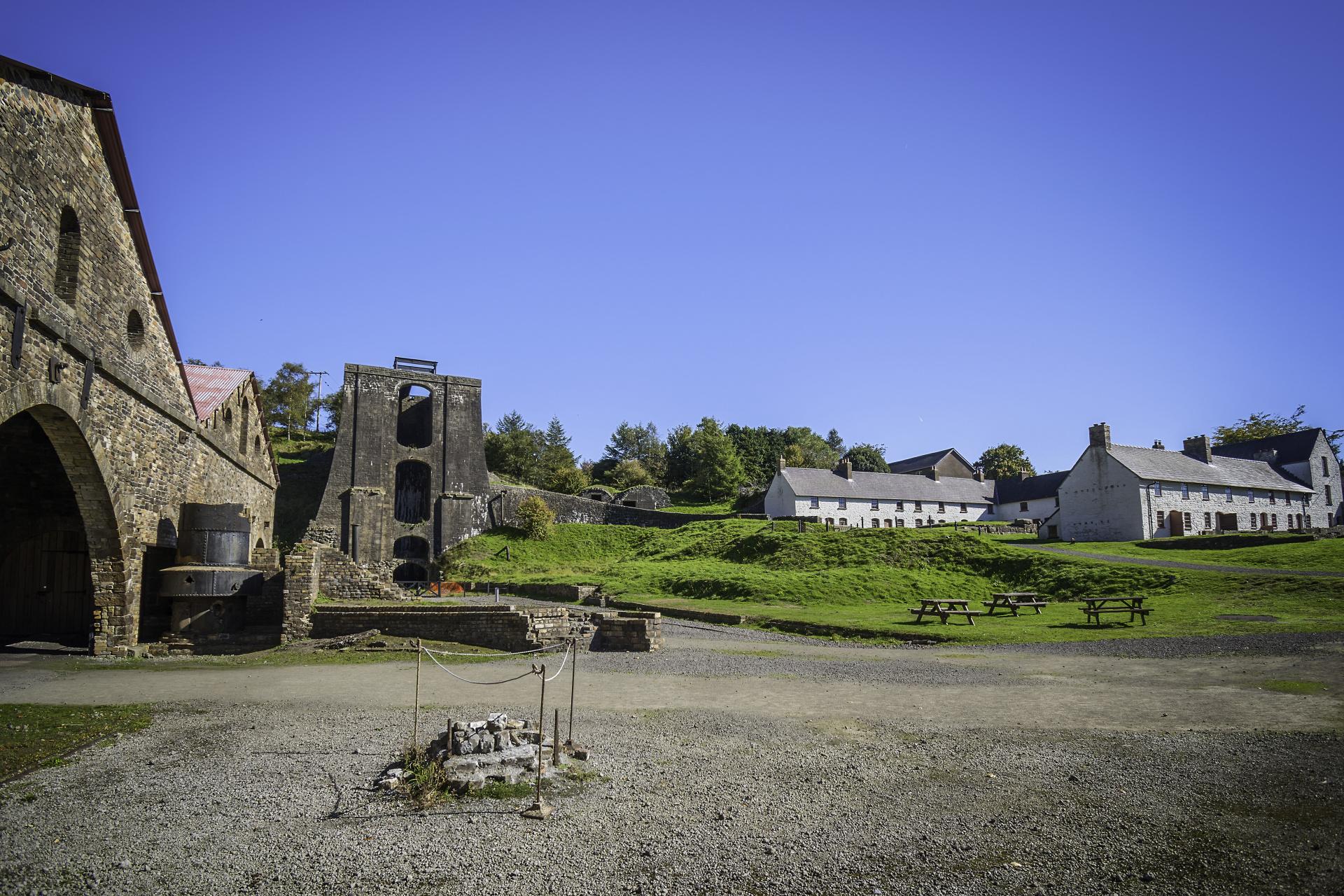 Gwaith Haearn Blaenafon/Blaenafon Ironworks