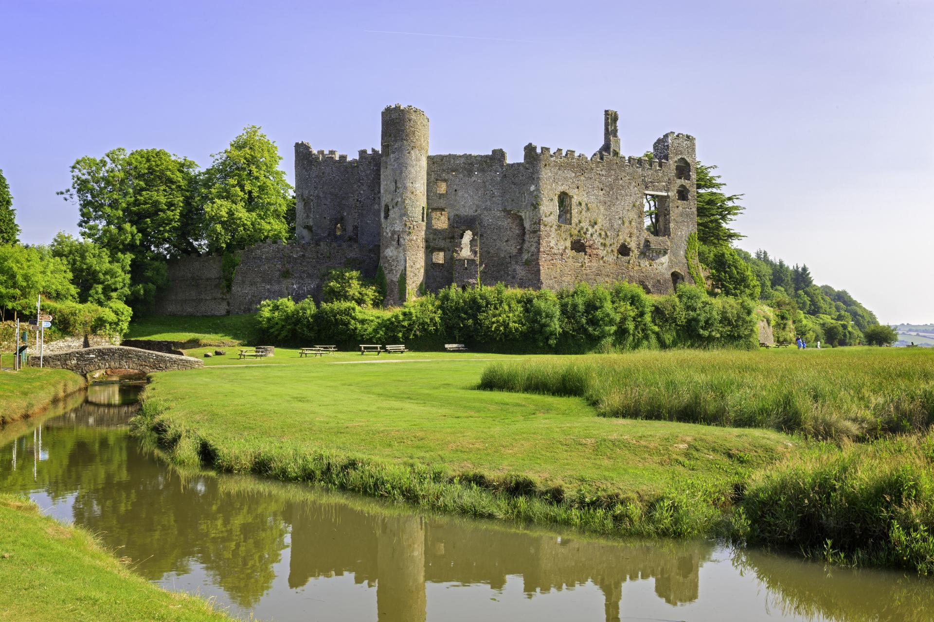 Castell Talacharn/Laugharne Castle