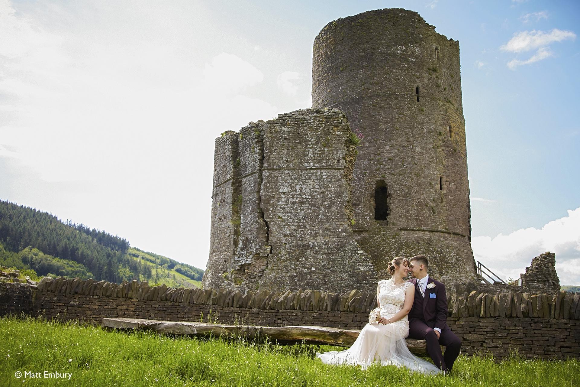 Priodas yn Llys Tretŵr/Wedding at Tretower Court