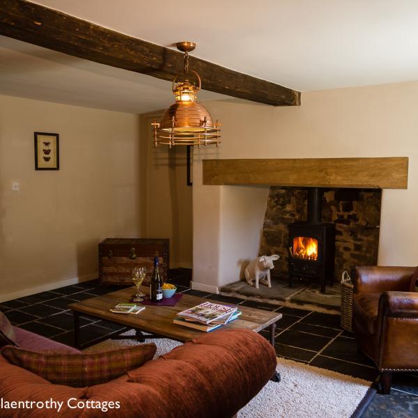 Bwthyn Beaufort / Beaufort Cottage