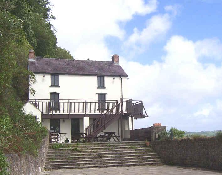 Y Cwt Cychod a’r Sied Ysgrifennu / Dylan Thomas Boathouse, Laugharne